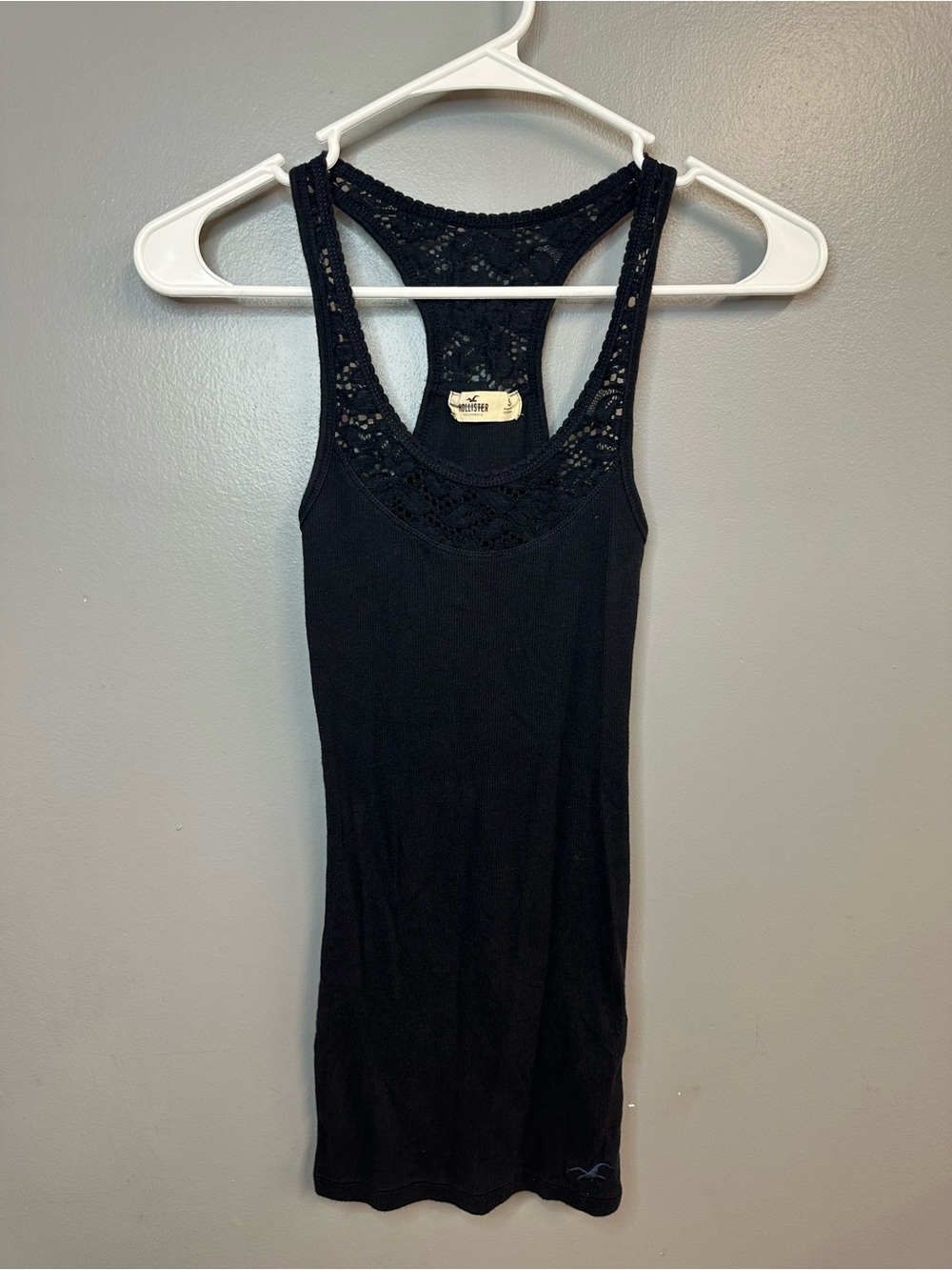 Hollister Women’s Navy blue  Lace Racerback Tank Top